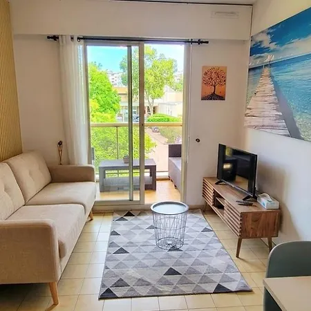 Апартаменты T2 Au Calme Avec Piscine, Tennis, Parking Йер